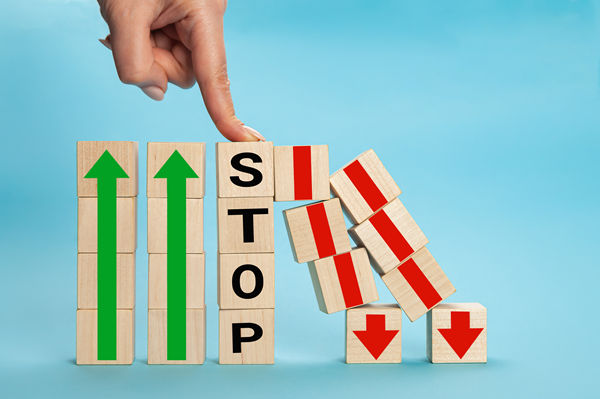 智能決策：利用數(shù)據(jù)驅動策略，提升企業(yè)管理效能