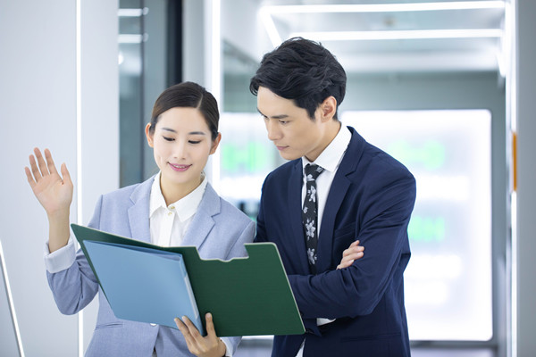 科學(xué)薪酬體系：激勵(lì)員工，提升績(jī)效的關(guān)鍵策略