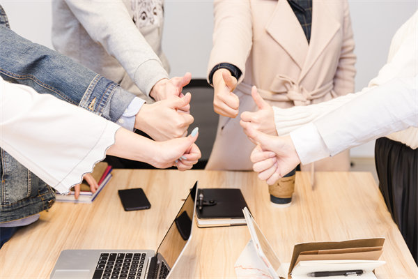 跨地域企業(yè)，如何制定統(tǒng)一的薪酬標(biāo)準(zhǔn)和政策？