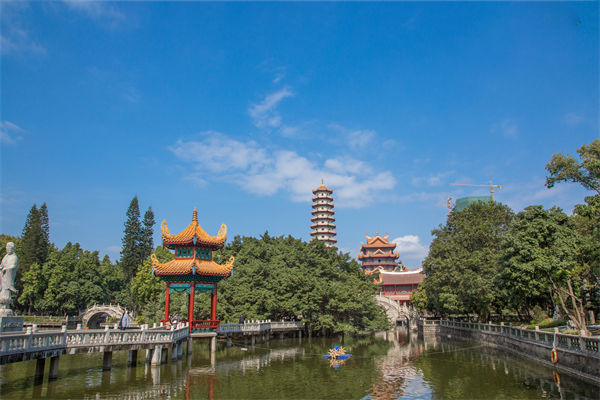 福州人力資源咨詢公司如何優(yōu)化企業(yè)人才結(jié)構(gòu)？