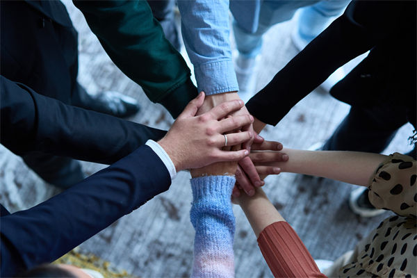 企業(yè)要求員工不結(jié)婚就離職？組織規(guī)劃管理怎么看？