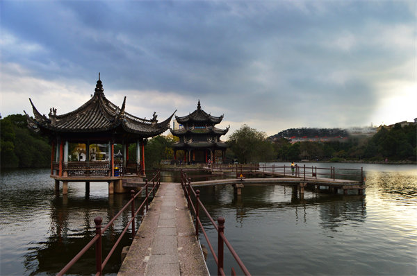預(yù)算超支嚴(yán)重，臺(tái)州預(yù)算管理咨詢(xún)公司如何幫企業(yè)精準(zhǔn)控費(fèi)？
