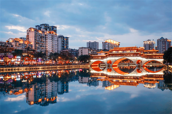 2025年新一線城市名單發(fā)布，對(duì)企業(yè)文化的啟示有？