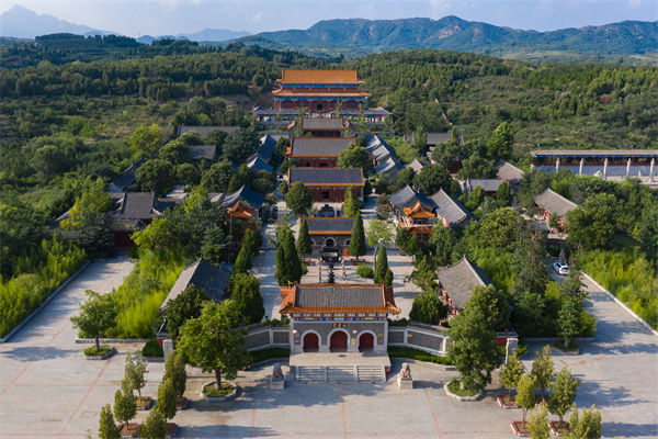 企業(yè)計(jì)劃年年空轉(zhuǎn)？煙臺(tái)年度經(jīng)營(yíng)咨詢?nèi)绾巫屇繕?biāo)從模糊變可落地？