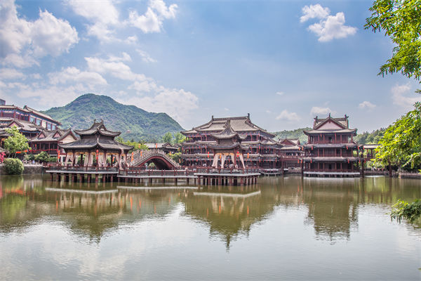 制造業(yè)管理分析：短劇基地狂飆，誰是下一個橫店？